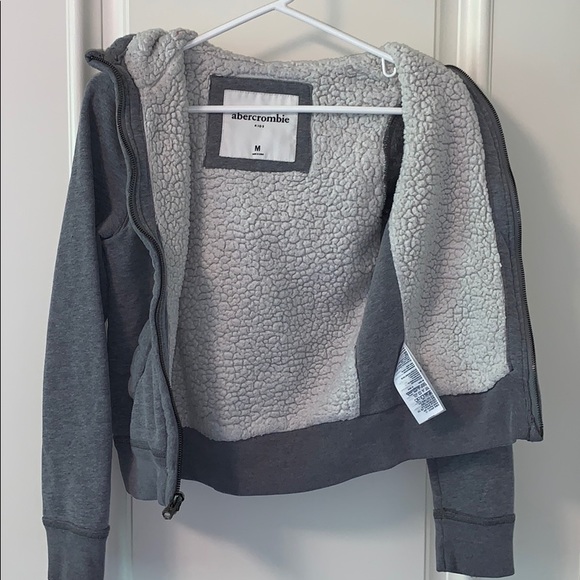 Boys Abercrombie kids zip up Sherpa hoodie - Picture 4 of 4